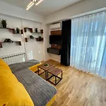 Riverside Downtown شقة سكوبجي