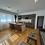 דירה Riverside Downtown *