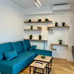 Riverside Downtown شقة سكوبجي