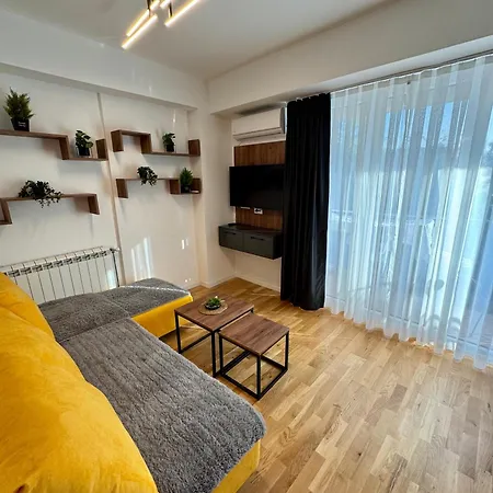 Riverside Downtown Апартаменти Скоп'є