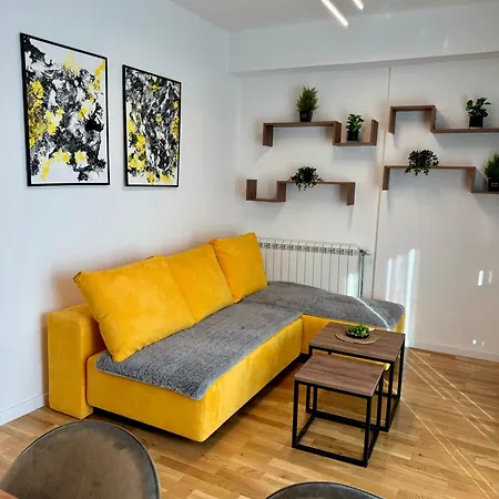 Riverside Downtown * Скоп'є