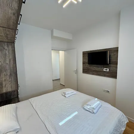 Riverside Downtown Appartement Skopje