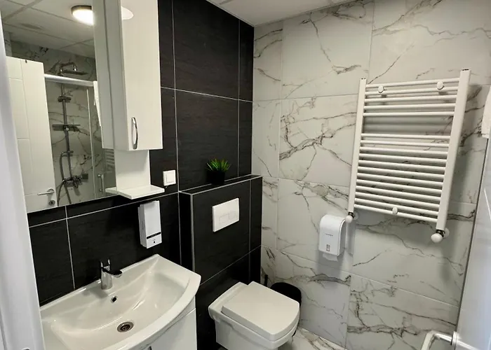 Riverside Downtown Apartment