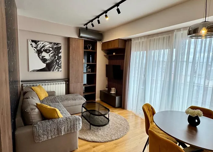 Riverside Downtown *