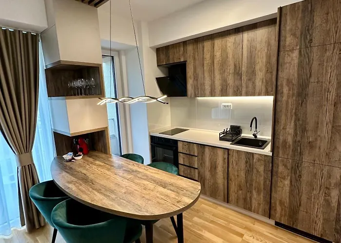 דירה Riverside Downtown סקופיה